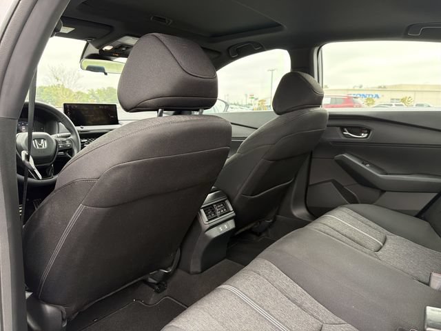Used 2025 Honda Accord Sport image 15