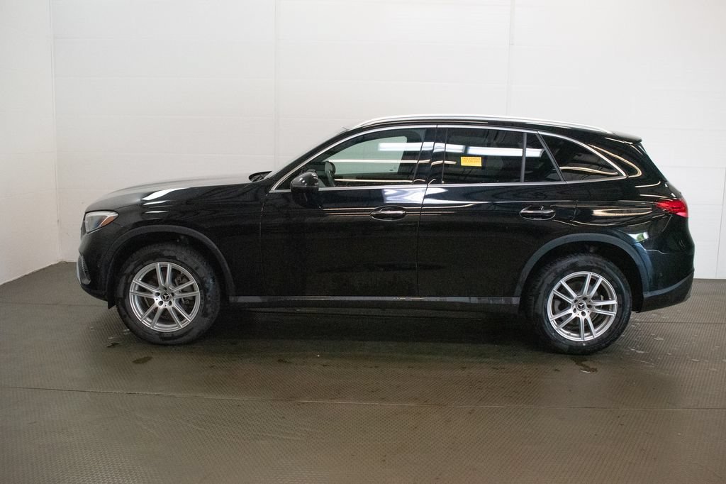 Used 2023 Mercedes-Benz GLC 300 4MATIC image 7