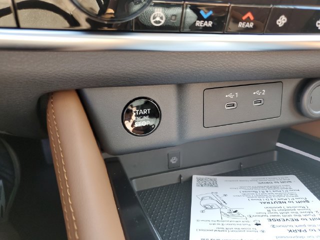 New 2026 Nissan Rogue Platinum w/ Platinum Premium Package AWD/4WD image 22