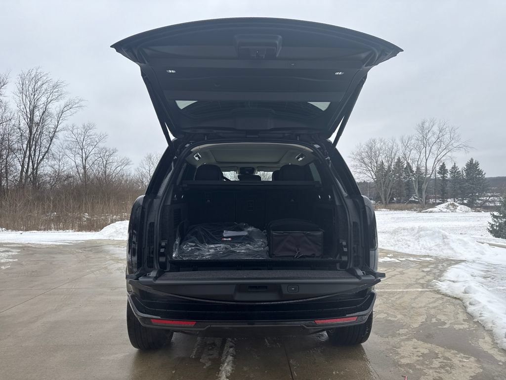 New 2026 Land Rover Range Rover SE AWD/4WD image 9