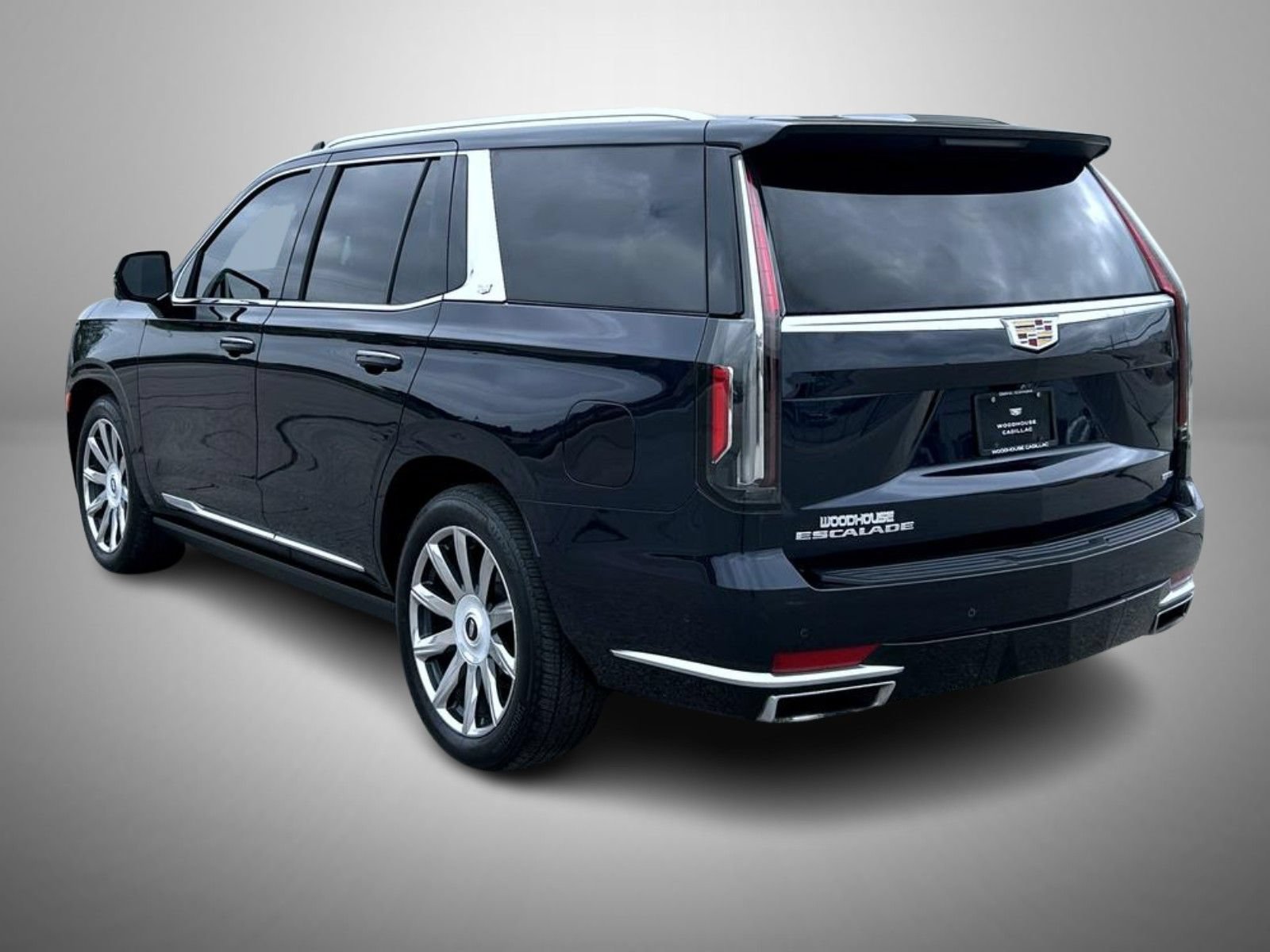 Certified 2023 Cadillac Escalade Premium Luxury Platinum AWD/4WD image 7