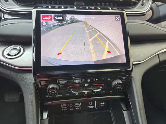 Used 2022 Jeep Grand Cherokee Limited 4xe w/ Luxury Tech Group II AWD/4WD image 60