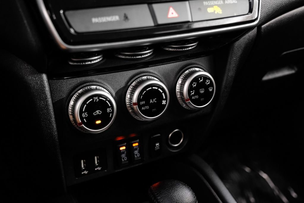 Used 2024 Mitsubishi Outlander Sport AWD image 26
