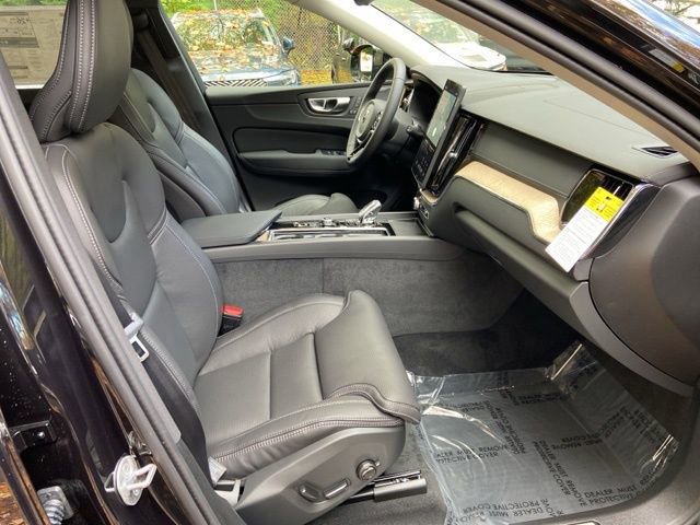 New 2026 Volvo XC60 B5 Ultra w/ Protection Package Premier image 17