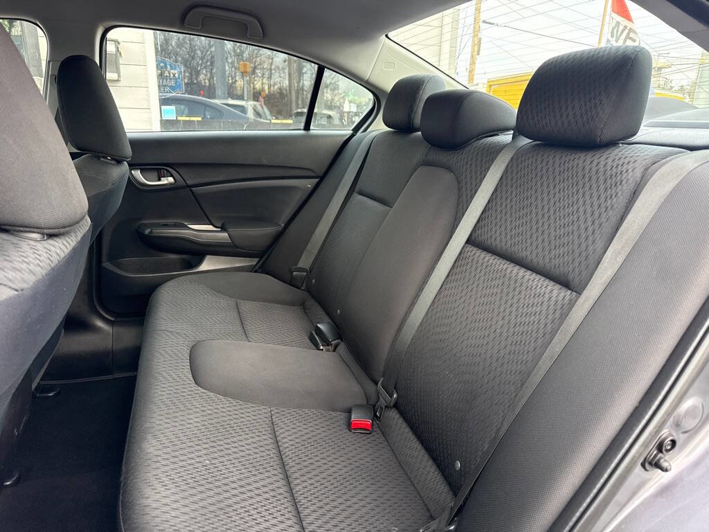 Used 2015 Honda Civic SE image 12