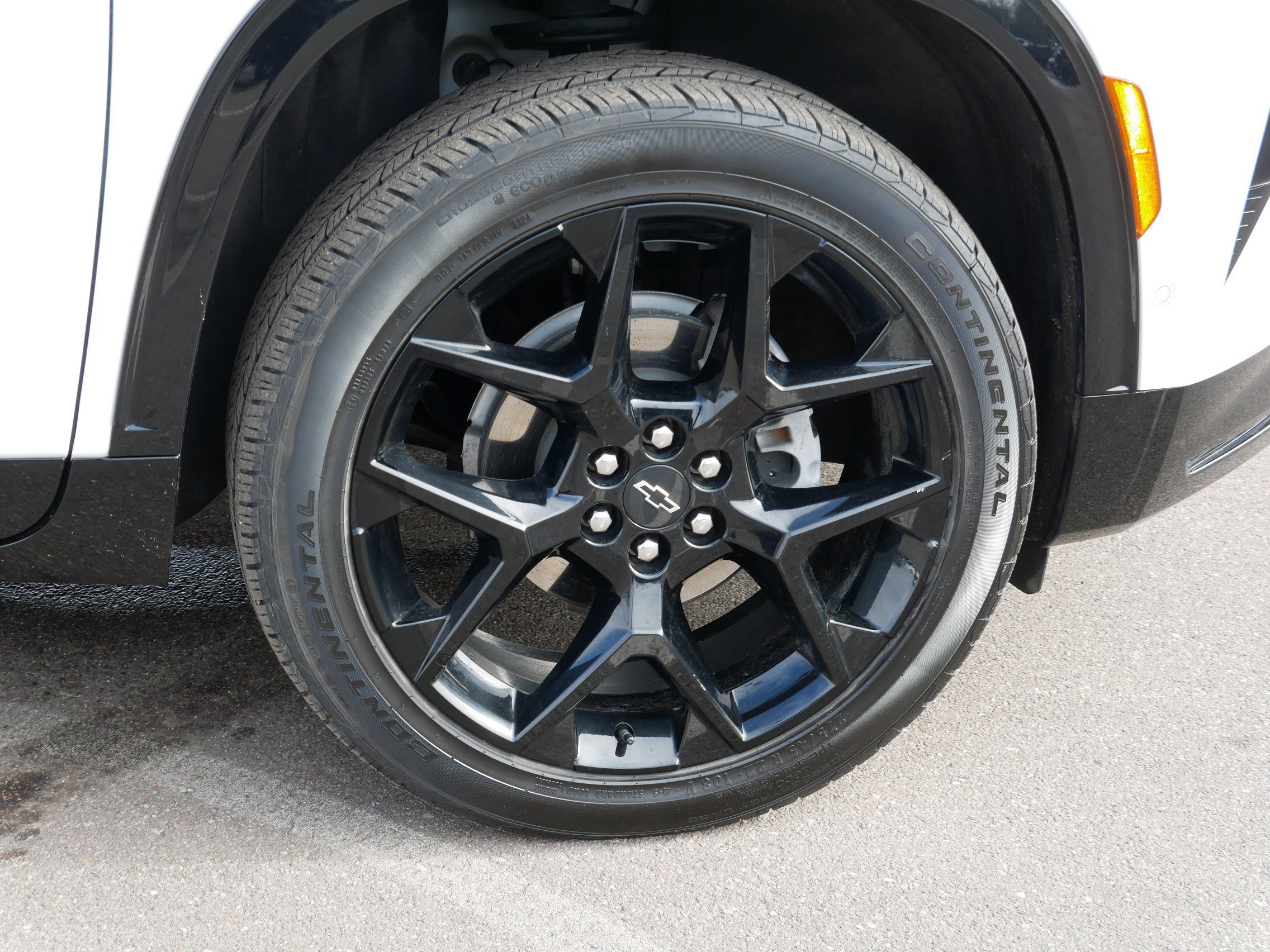 Used 2024 Chevrolet Traverse RS image 14