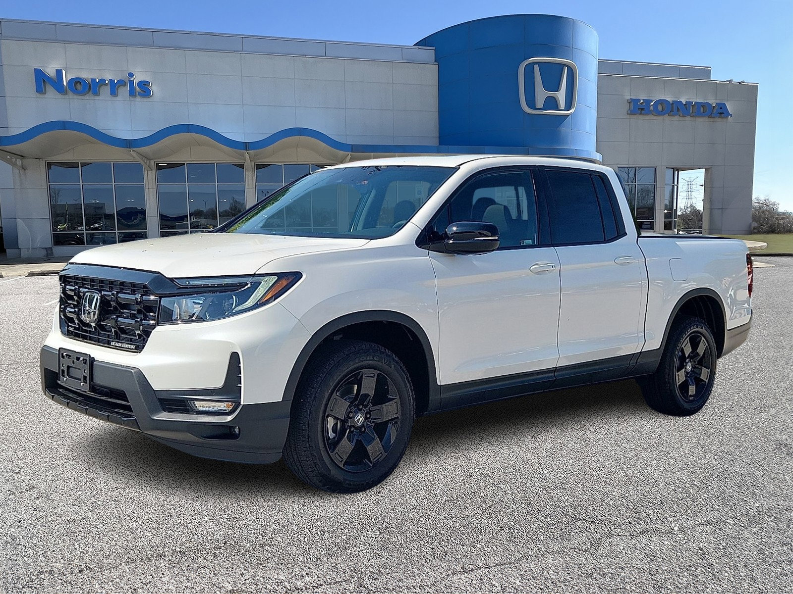 New 2025 Honda Ridgeline Black Edition image 2