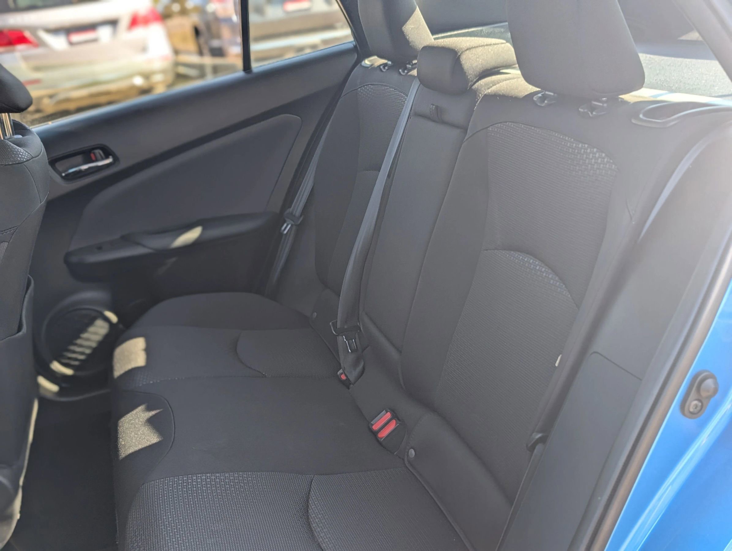 Used 2022 Toyota Prius LE image 20