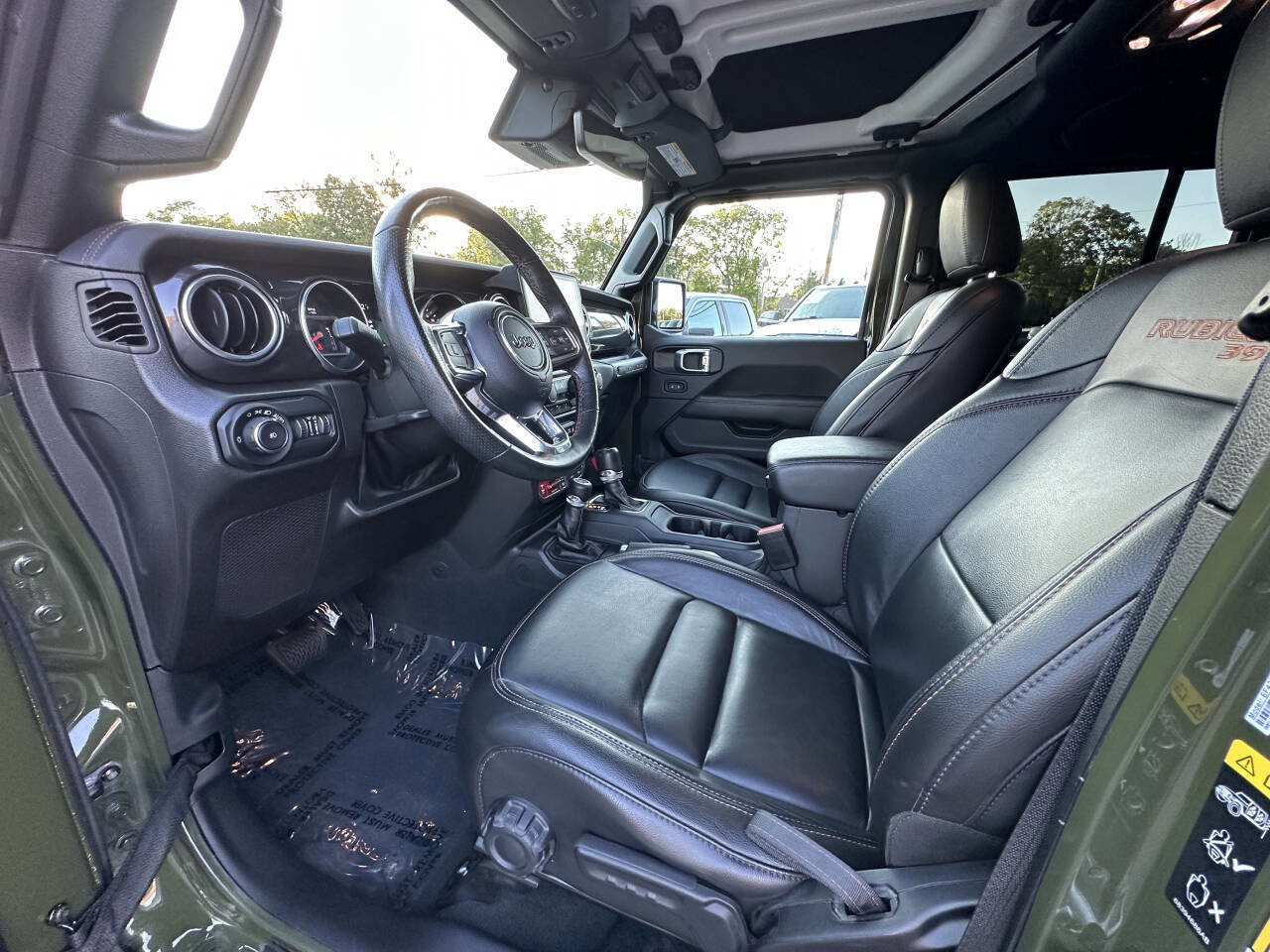 Used 2022 Jeep Wrangler Unlimited Rubicon w/ Trailer Tow Package image 11