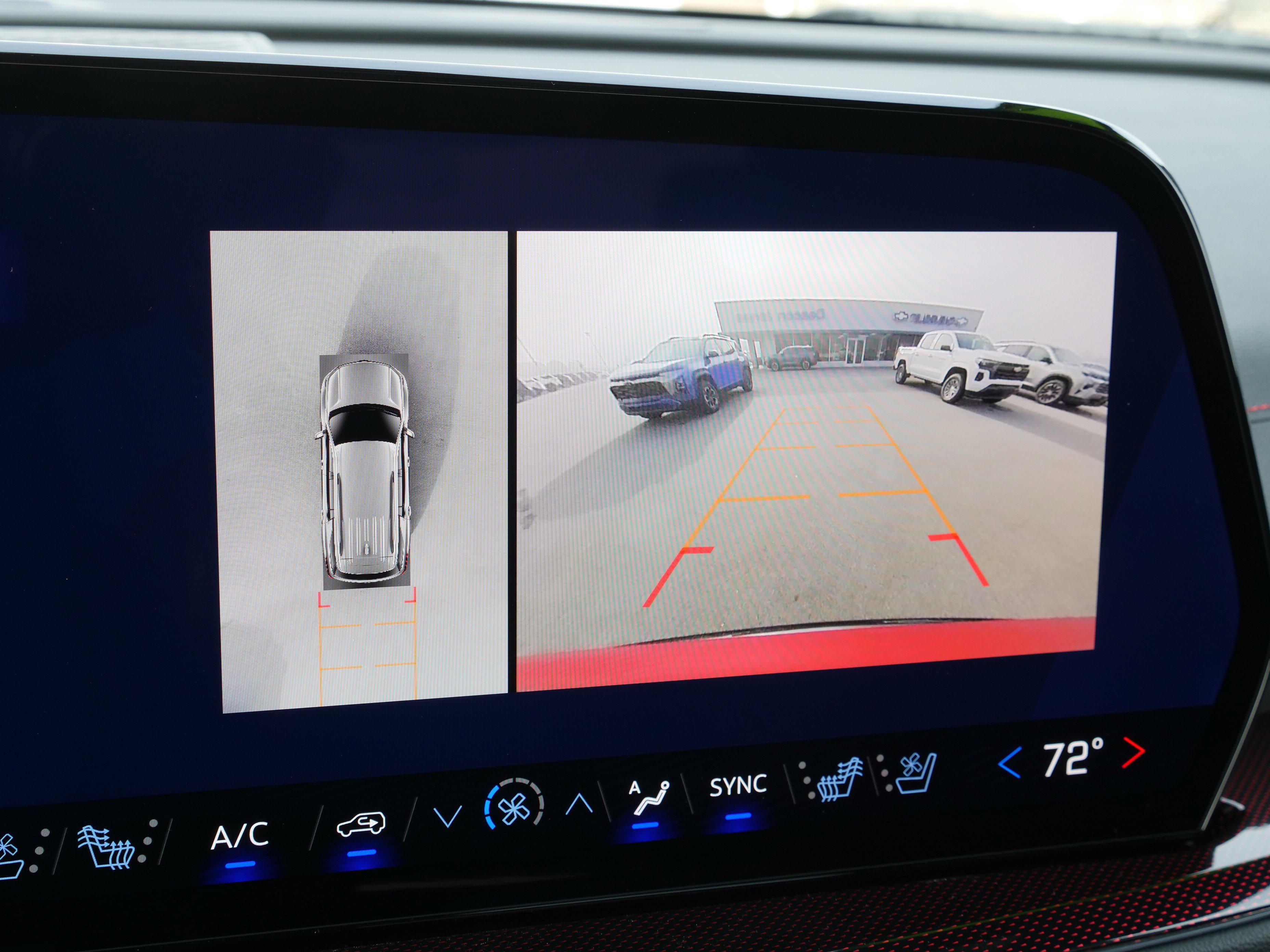 New 2026 Chevrolet Traverse RS image 28