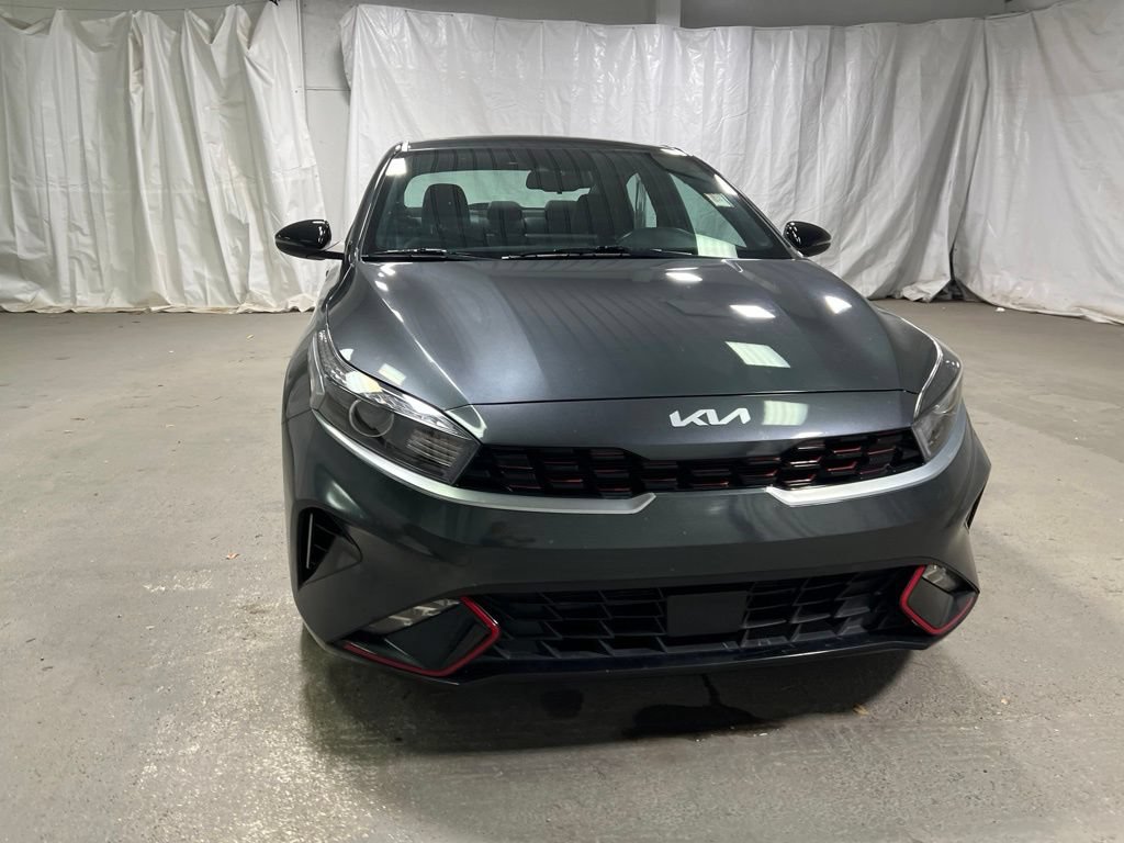 Used 2024 Kia Forte GT-Line w/ GT-Line Premium Package FWD image 2