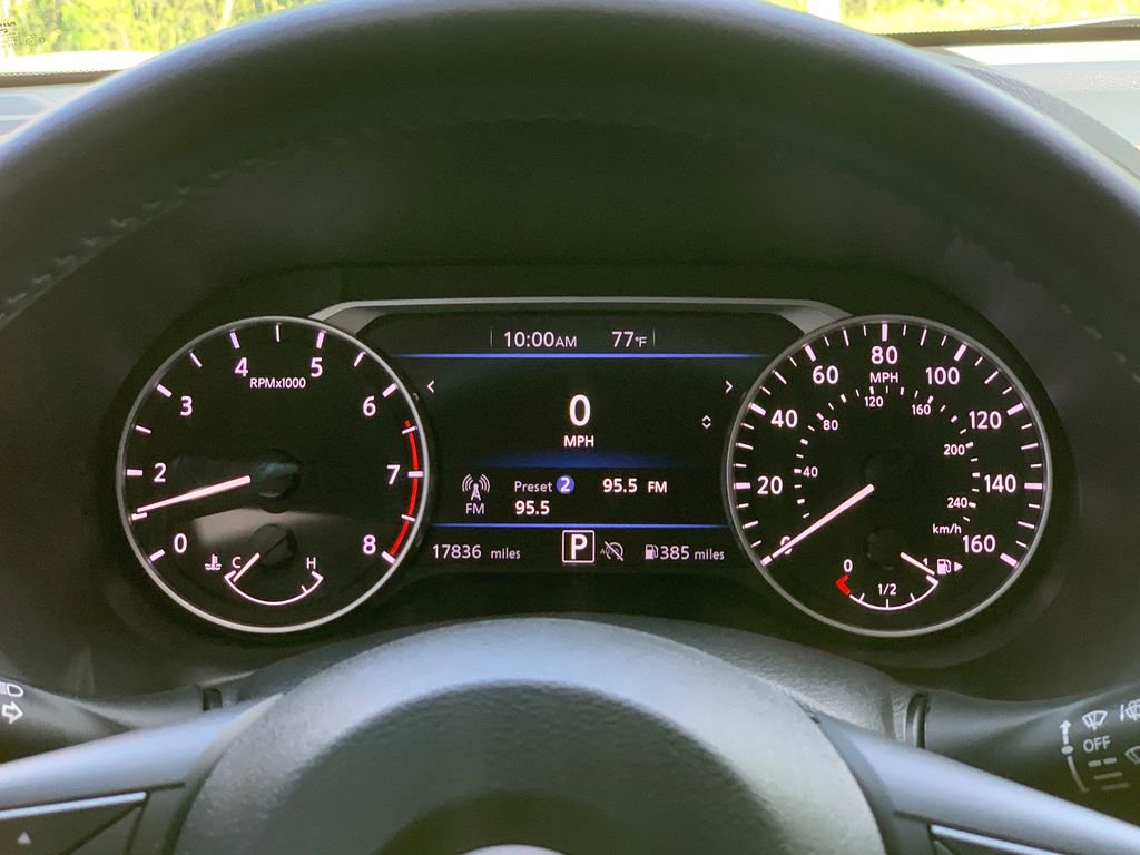 Used 2024 Nissan Sentra SV w/ SV Premium Package FWD image 9