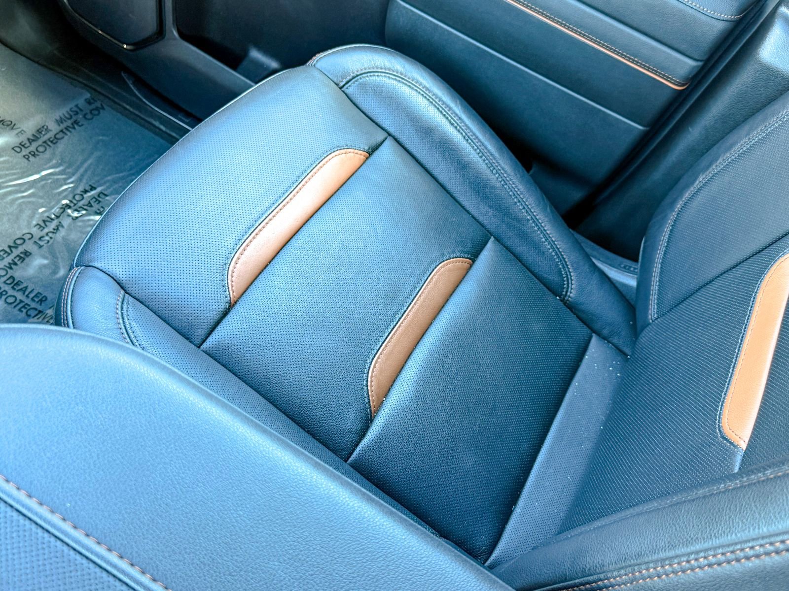 Used 2024 GMC Sierra 1500 AT4 w/ Technology Package image 34