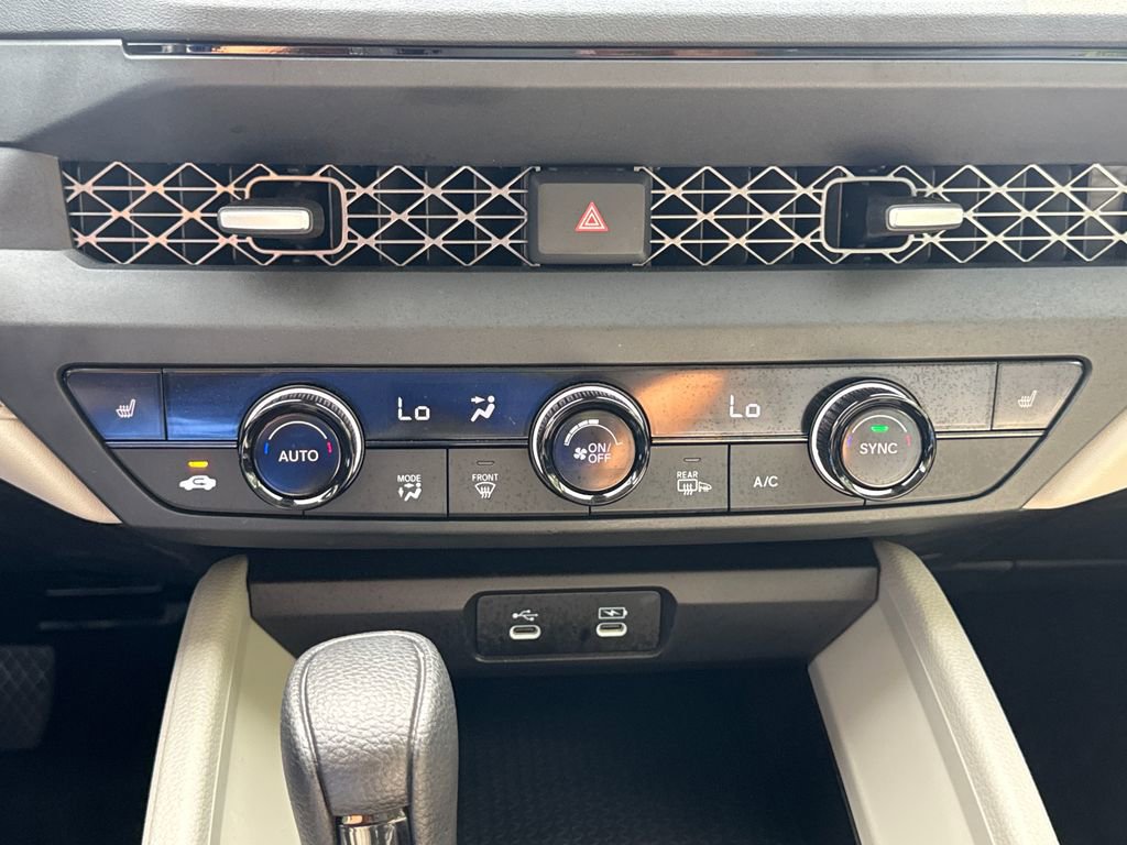 Used 2025 Honda Accord SE image 24
