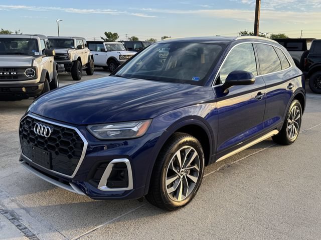 Used 2022 Audi Q5 2.0T Premium w/ Convenience Package AWD/4WD image 9
