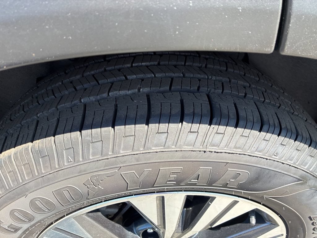 Certified 2023 Nissan Rogue SV AWD/4WD image 12