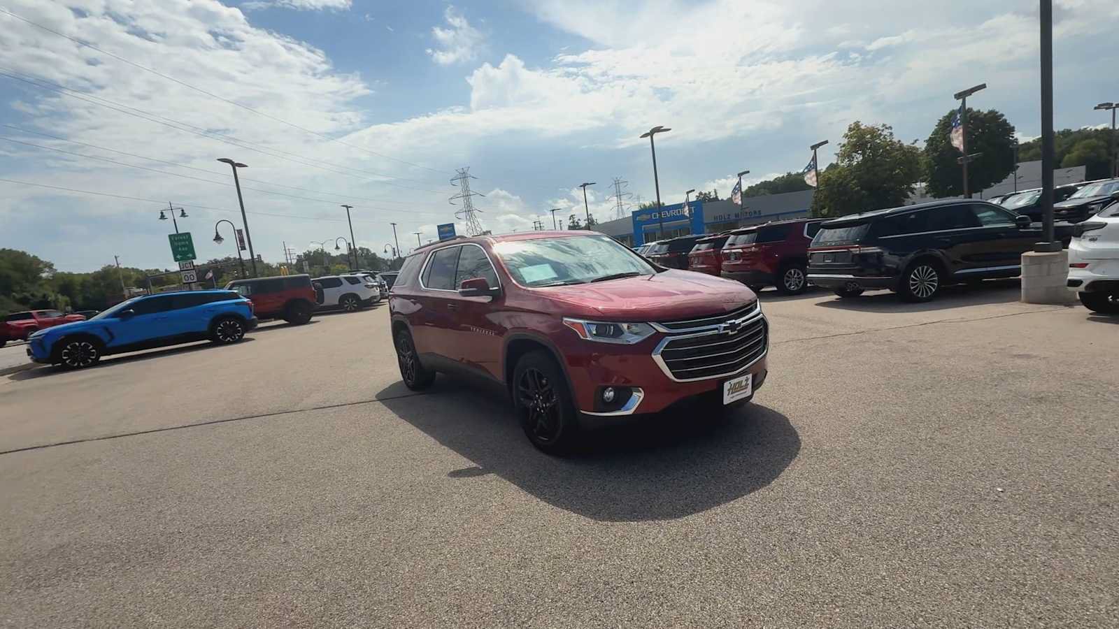Certified 2021 Chevrolet Traverse LT w/ LPO, Floor Liner Package AWD/4WD image 2