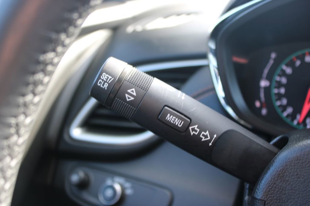 Used 2020 Chevrolet Trax LT w/ LT Convenience Package image 36