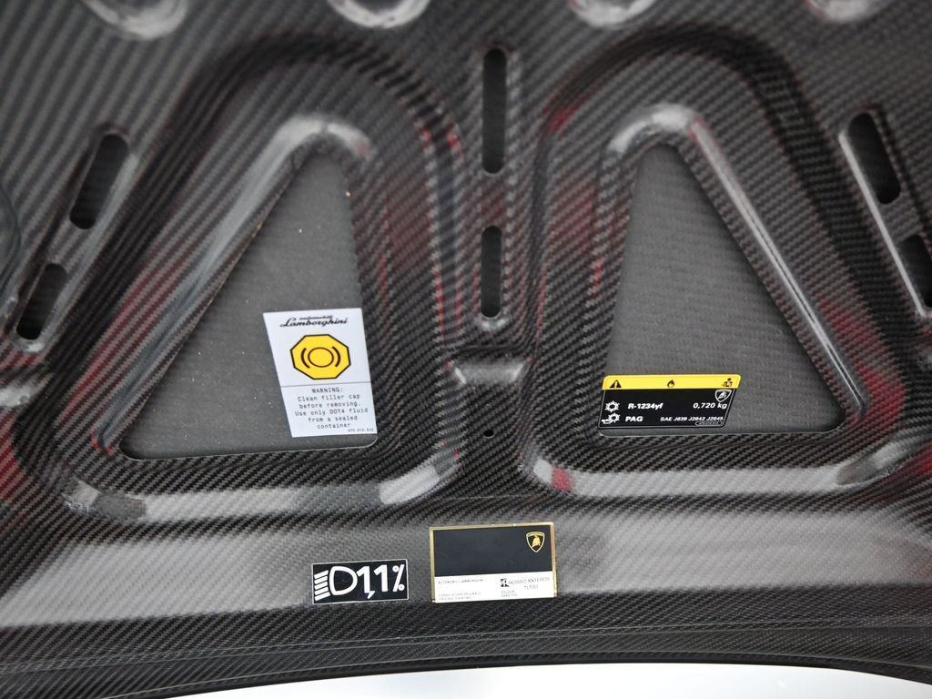 Used 2023 Lamborghini Huracan Tecnica image 39