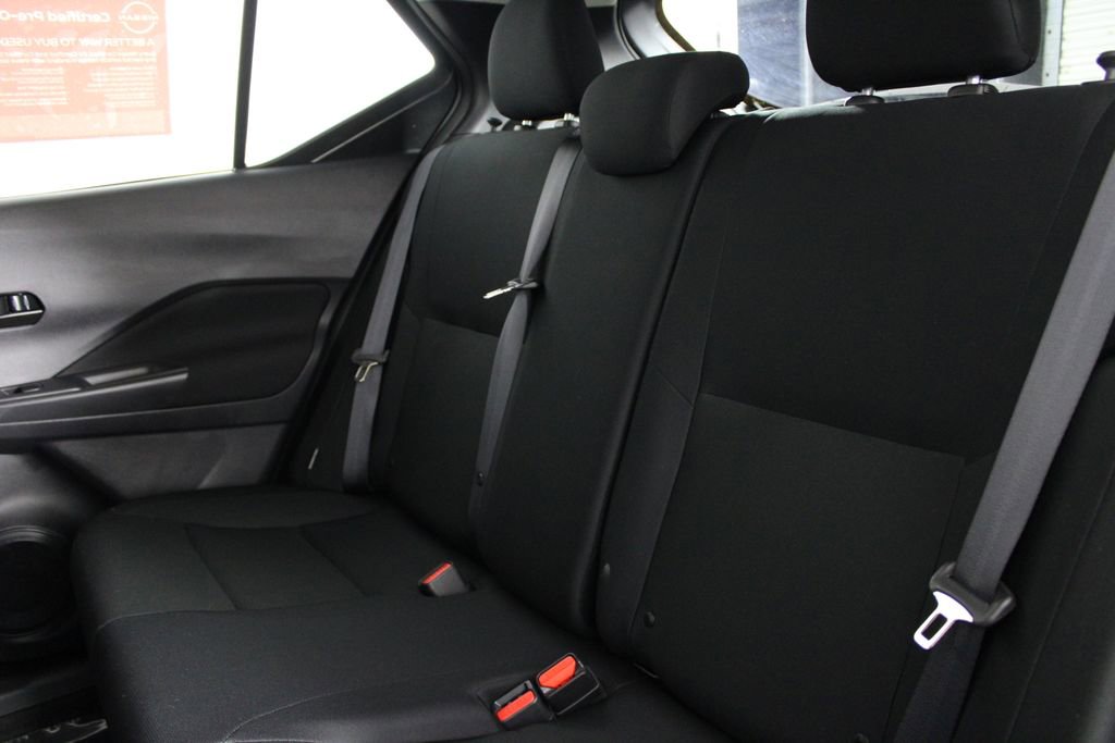 Certified 2025 Nissan Kicks Play S image 20