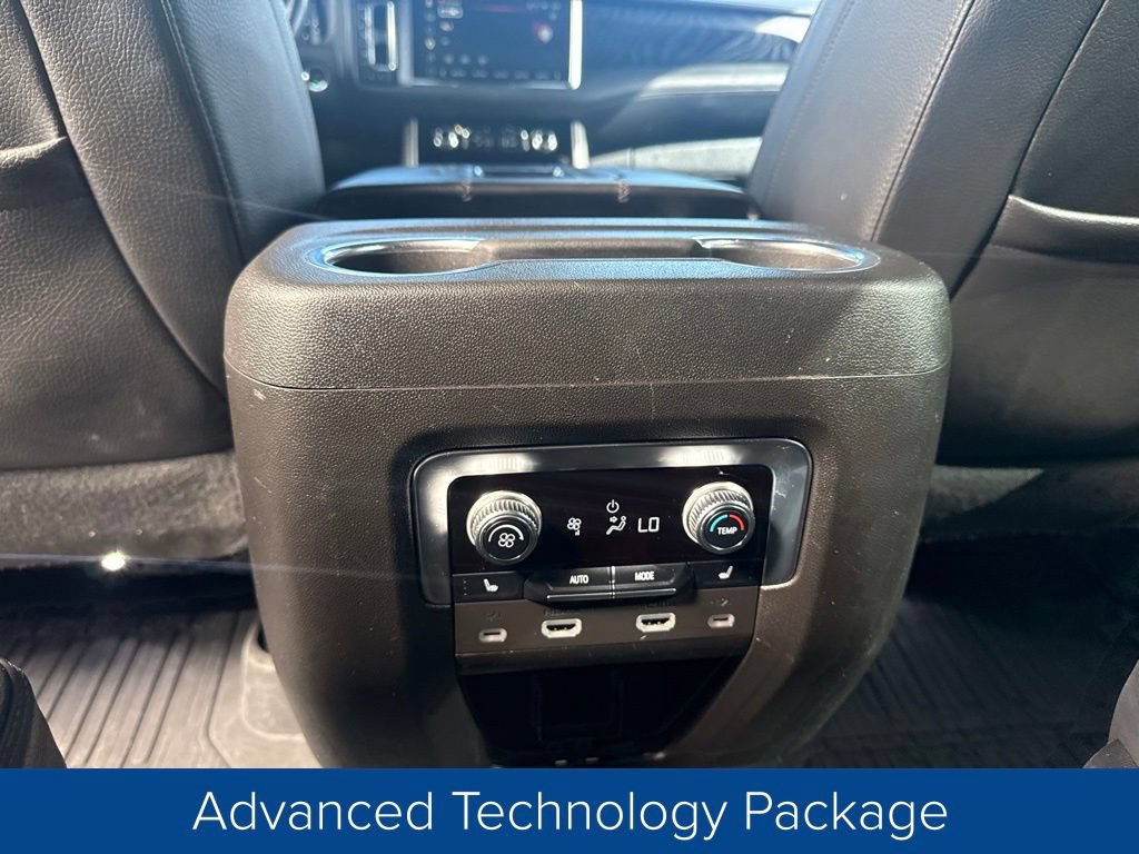 Used 2023 GMC Yukon XL Denali w/ Denali Reserve Package RWD image 26
