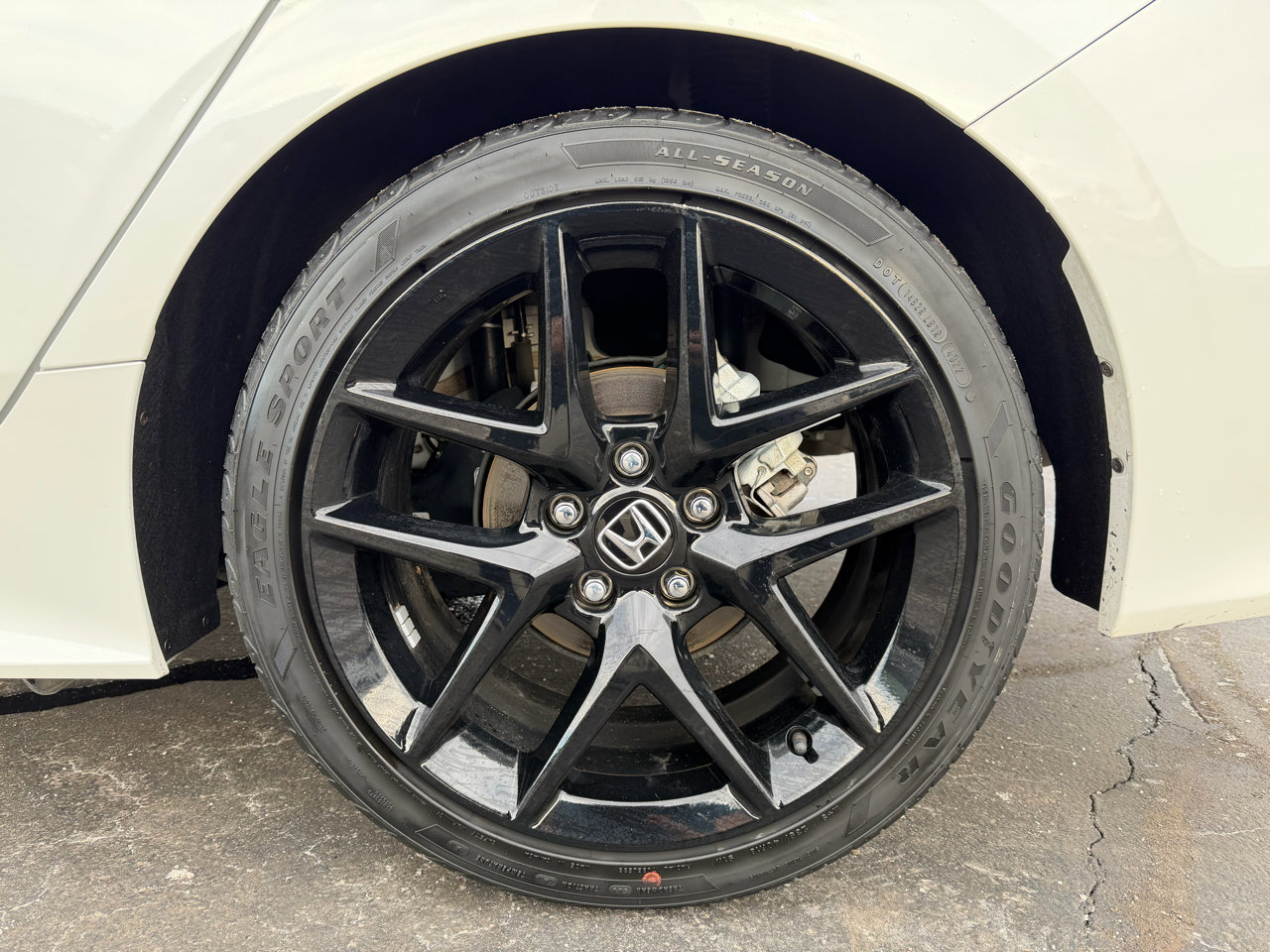 Used 2023 Honda Civic Sport image 28