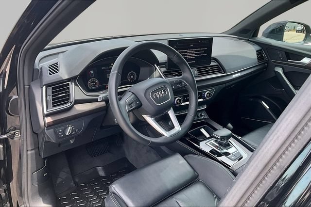 Used 2023 Audi Q5 2.0T Premium Plus w/ Premium Plus Package AWD/4WD image 13