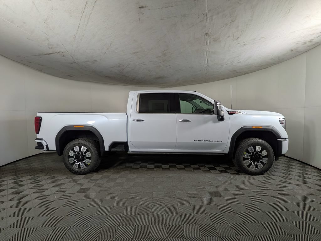 New 2026 GMC Sierra 2500 Denali w/ Denali Reserve Package AWD/4WD image 6
