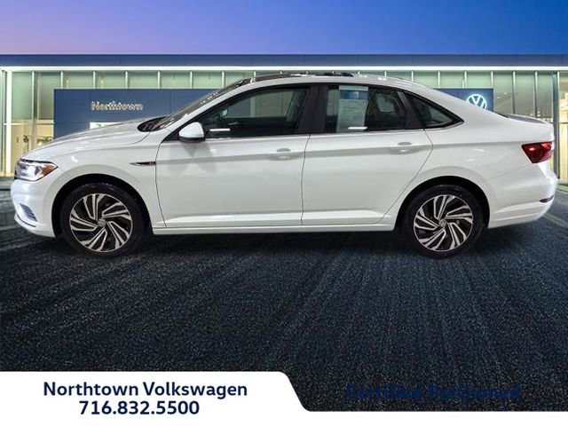 Used 2021 Volkswagen Jetta SEL image 2