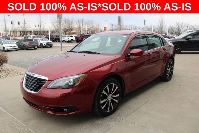 Used 2014 Chrysler 200 Limited w/ 200 S V6 Premium Group image 3