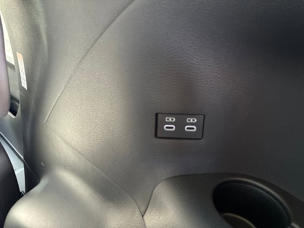 New 2026 Toyota Sienna LE FWD image 41
