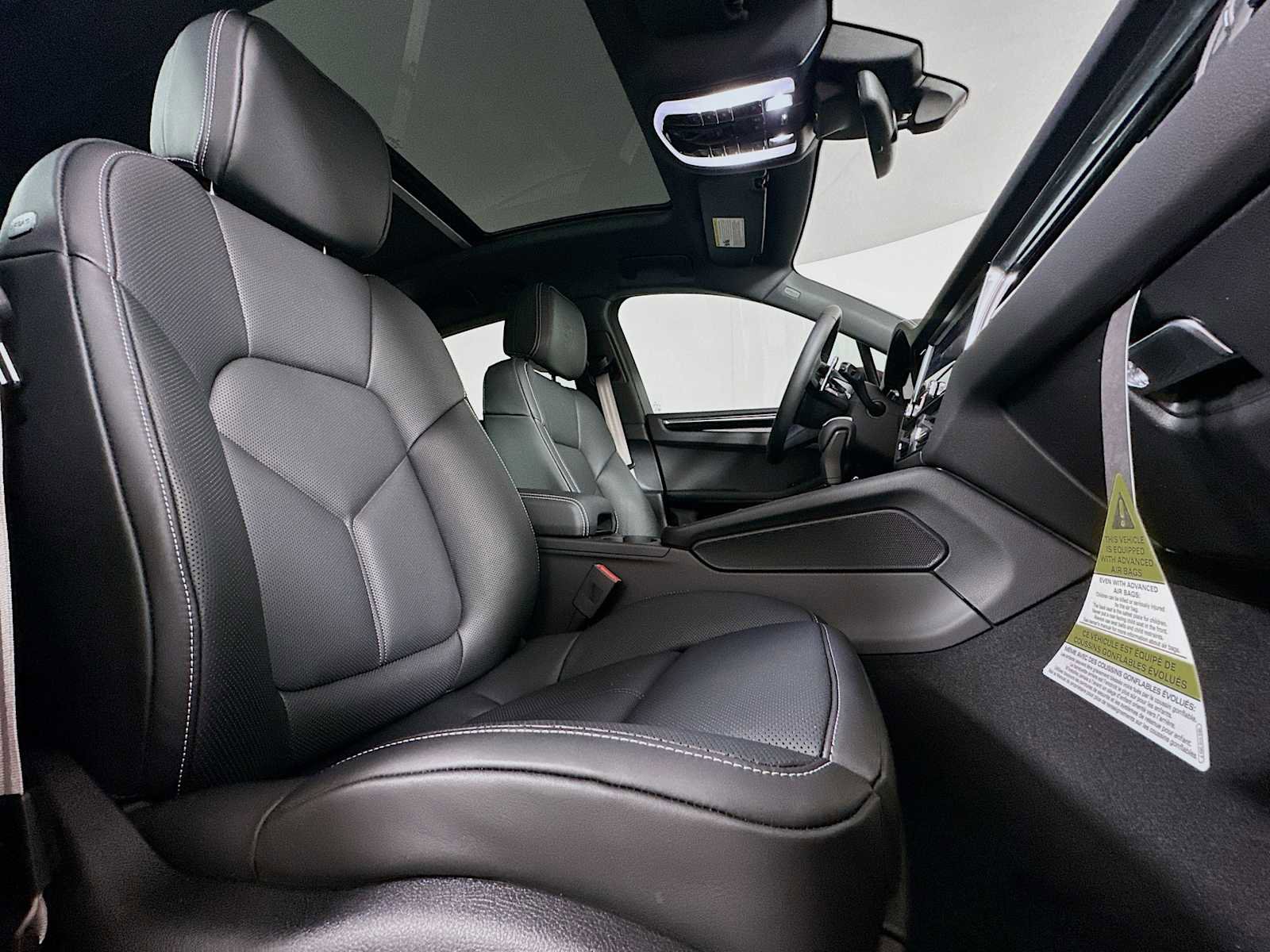 New 2026 Porsche Macan image 29