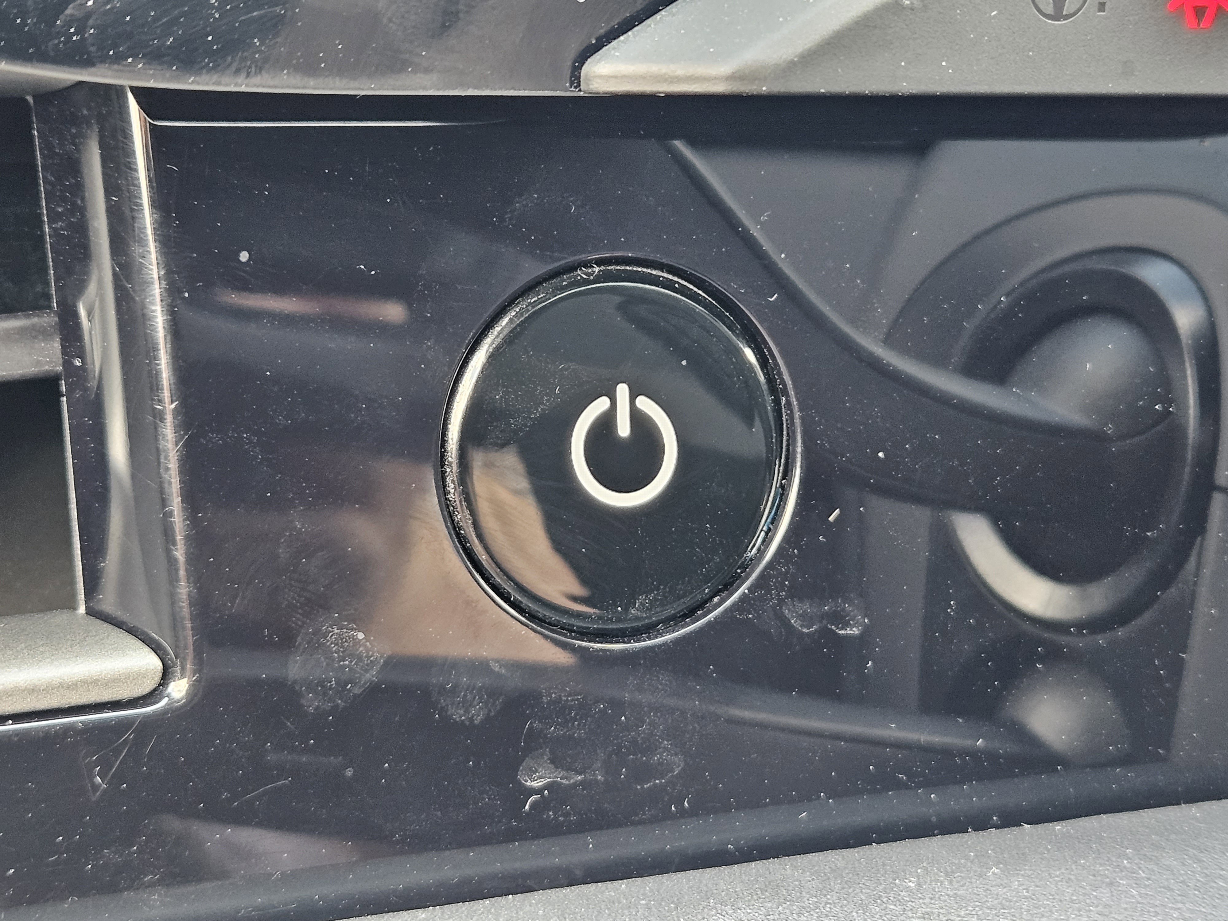 Used 2022 Porsche Taycan Turbo S image 21