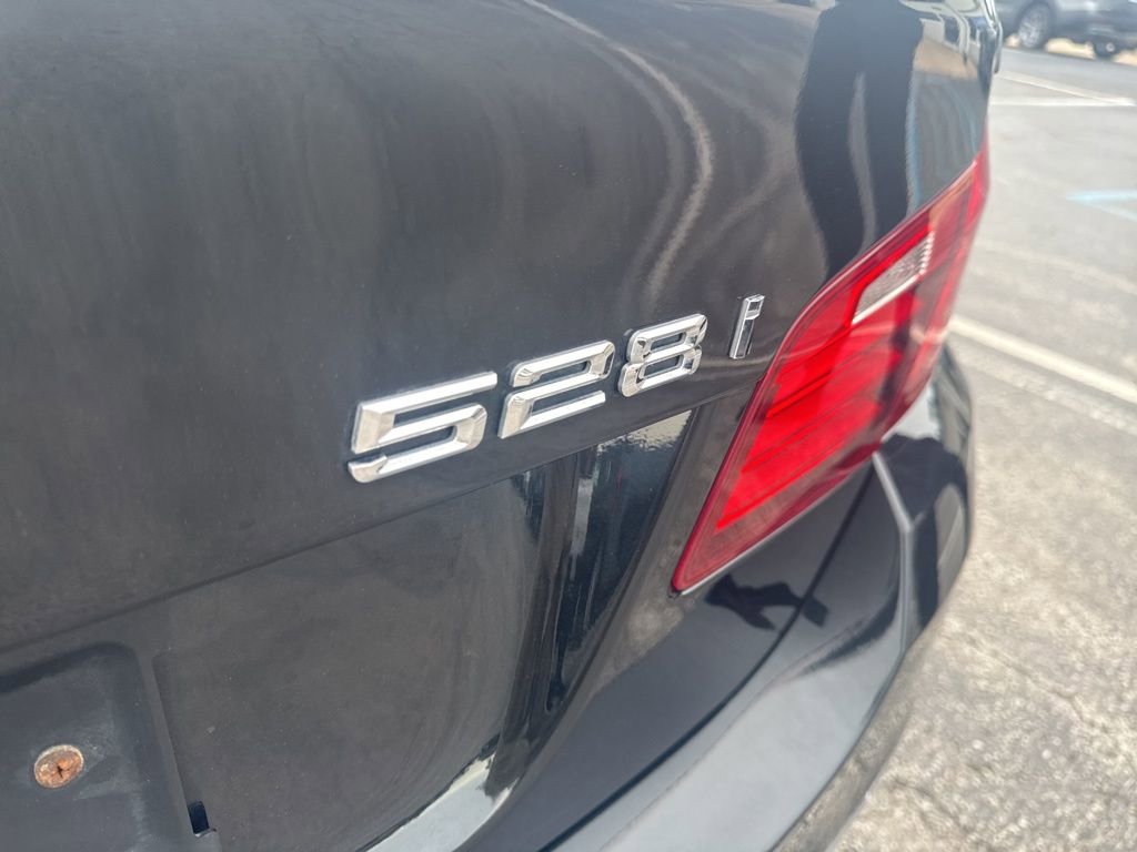 Used 2015 BMW 528i xDrive Sedan AWD/4WD image 41
