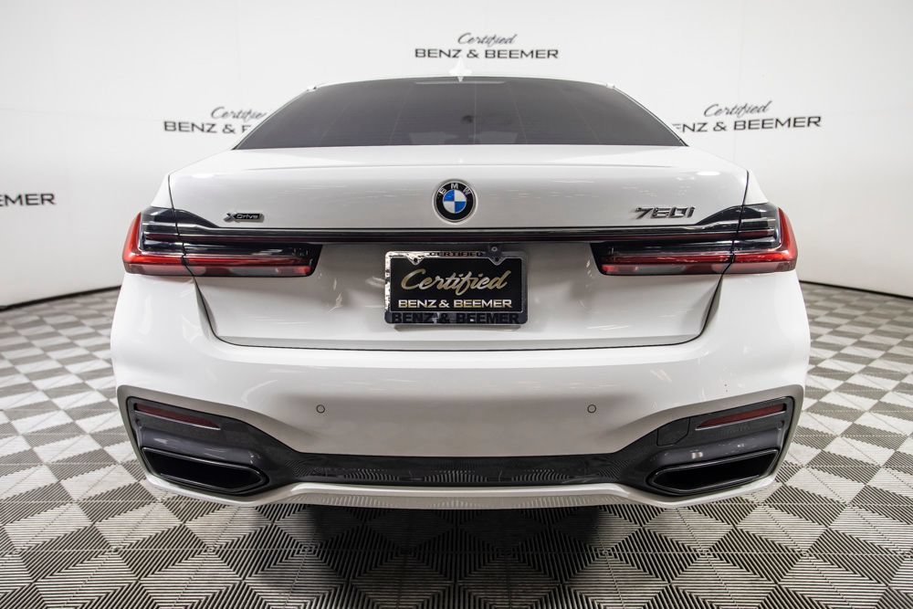 Used 2021 BMW 750i xDrive w/ M Sport Package AWD/4WD image 7