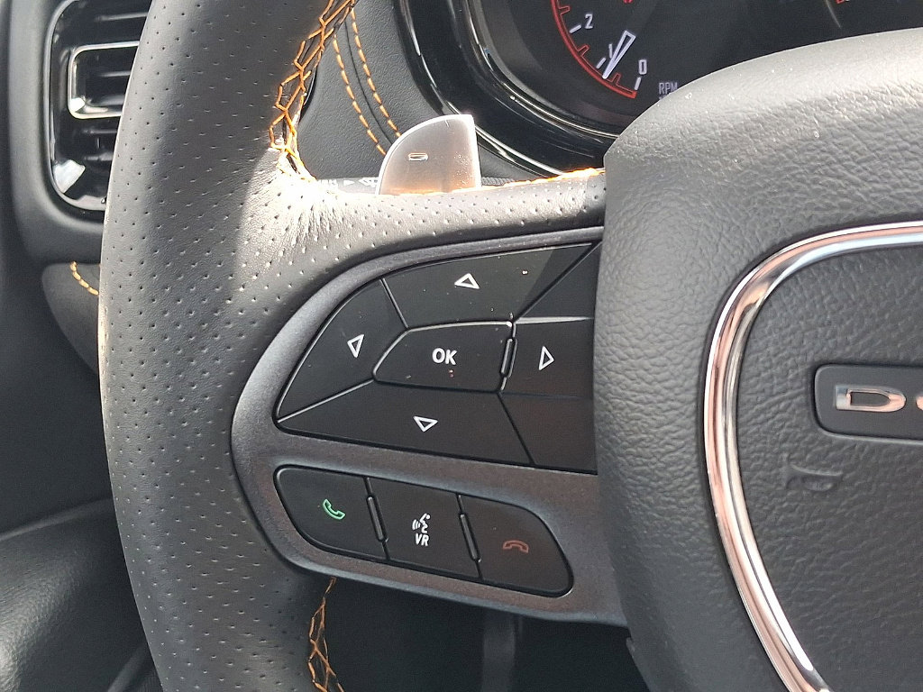 Certified 2023 Dodge Durango R/T w/ Hemi Orange Plus Package image 17