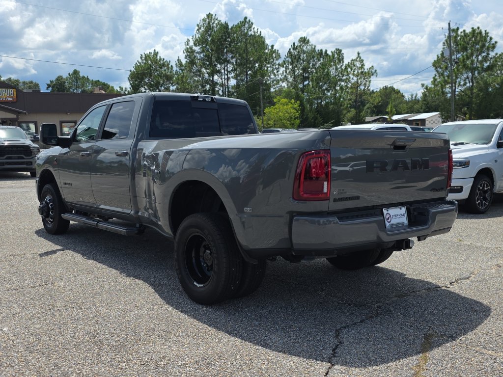 New 2026 RAM 3500 Laramie w/ Night Edition AWD/4WD image 4