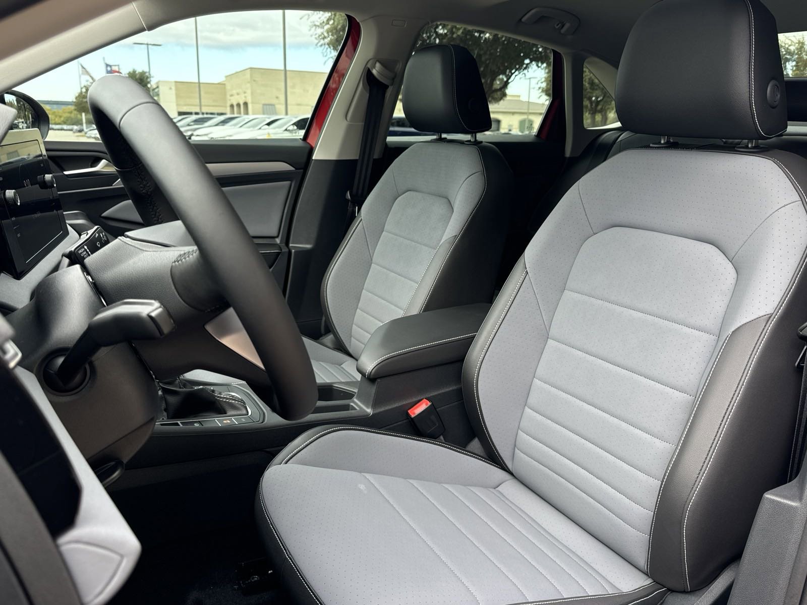 New 2026 Volkswagen Jetta SE FWD image 7