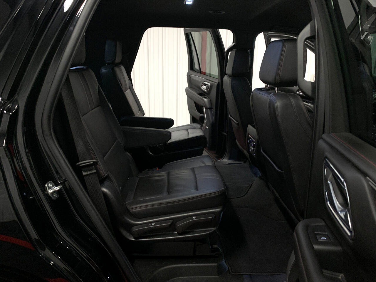 Used 2022 Chevrolet Tahoe RST w/ Luxury Package image 49