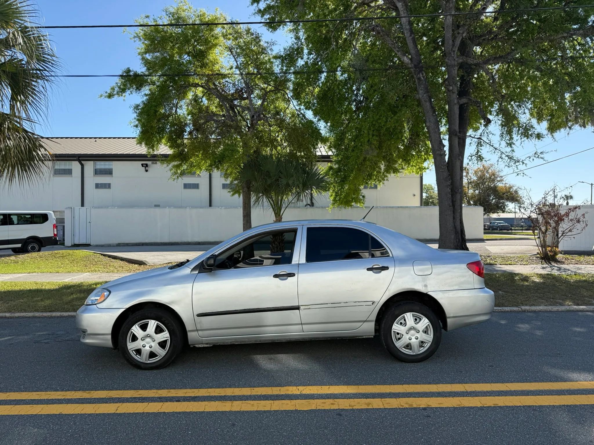 Used 2003 Toyota Corolla CE image 5