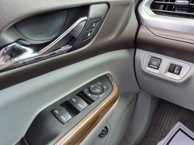 Used 2022 GMC Acadia SLE w/ Driver Convenience Package image 24