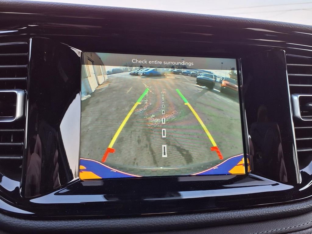 Used 2024 Dodge Durango SXT image 6