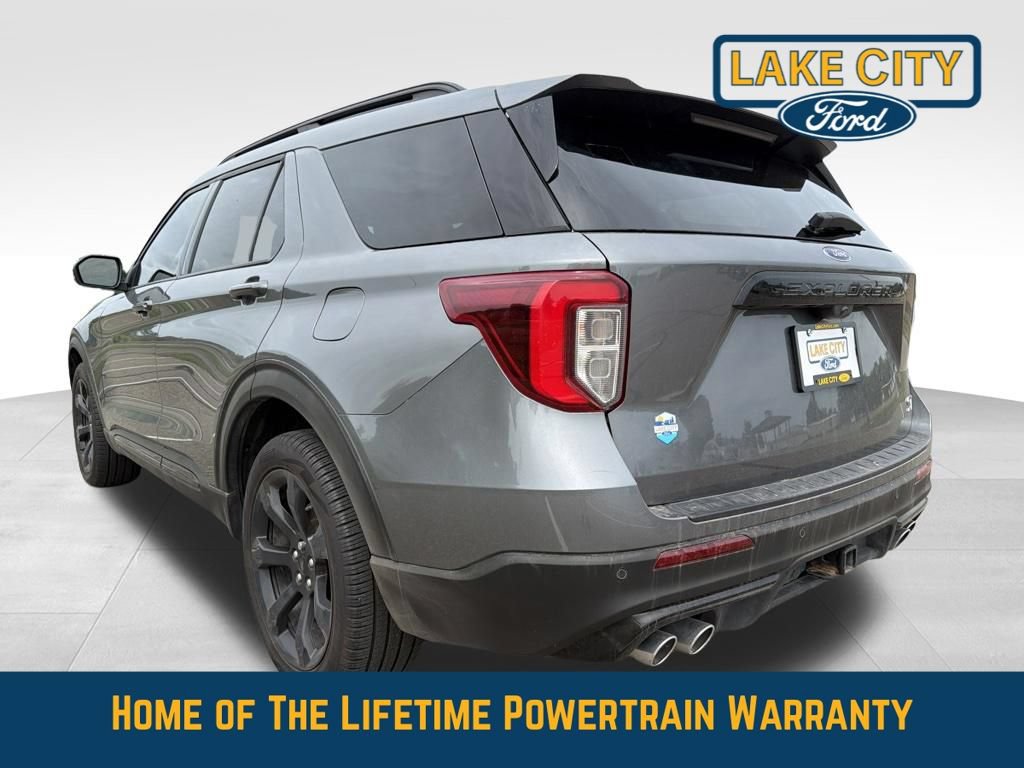 Used 2024 Ford Explorer ST w/ Technology Package AWD/4WD image 3