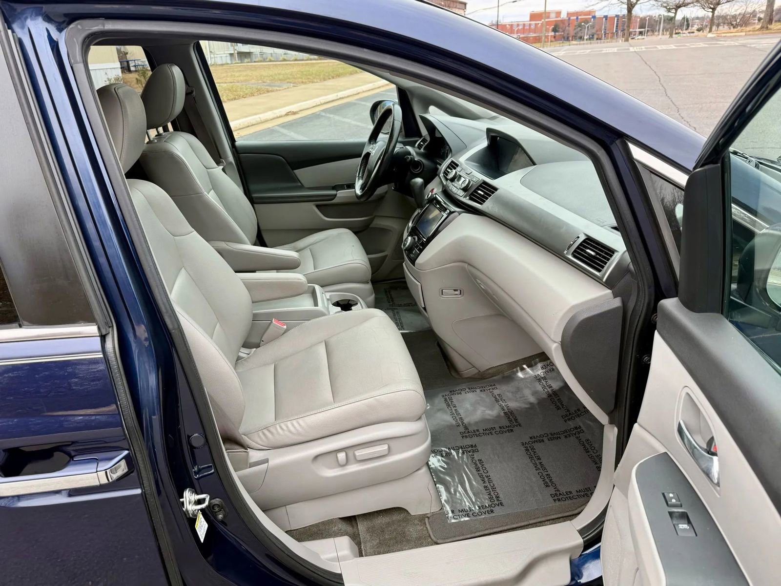 Used 2015 Honda Odyssey EX-L image 17