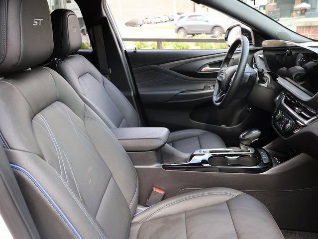 Certified 2026 Buick Envista Sport Touring w/ Convenience I Package FWD image 7