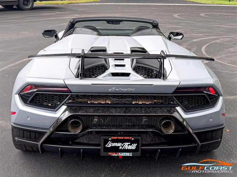 Used 2019 Lamborghini Huracan Performante AWD/4WD image 51