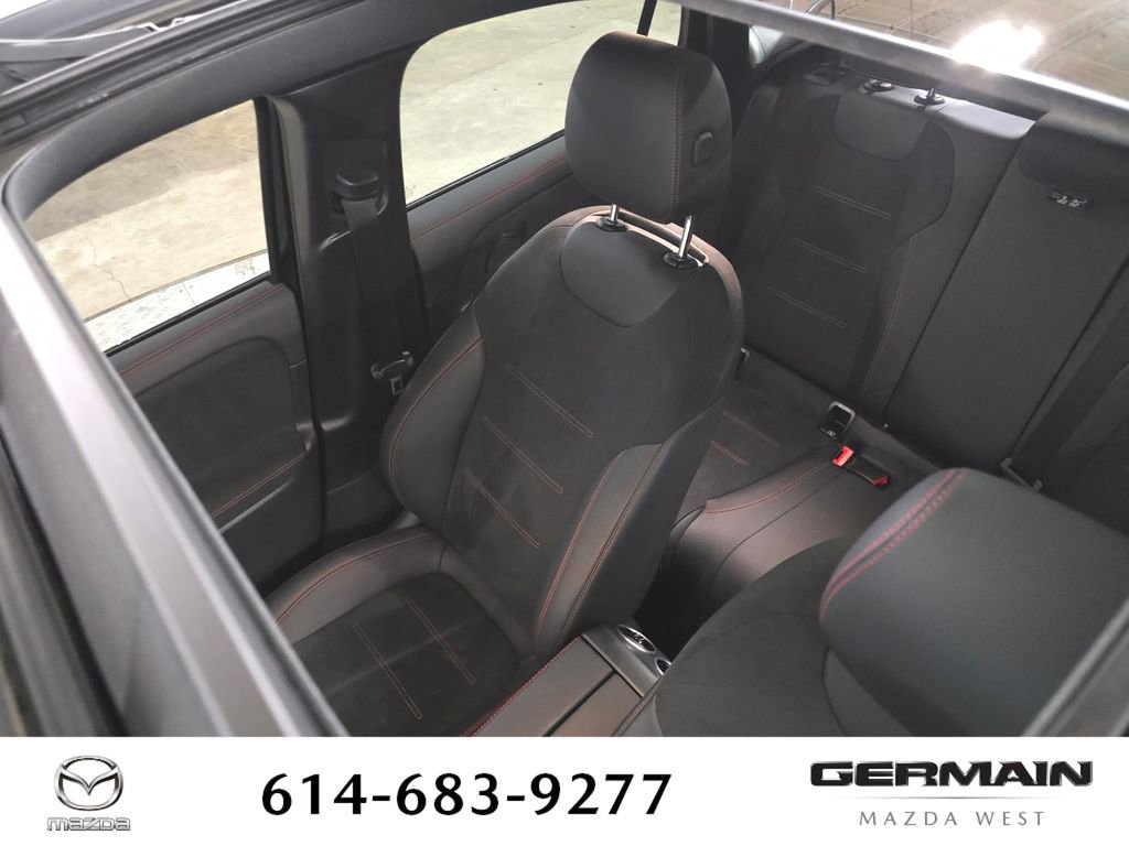 Used 2025 Mercedes-Benz GLA 250 4MATIC image 21