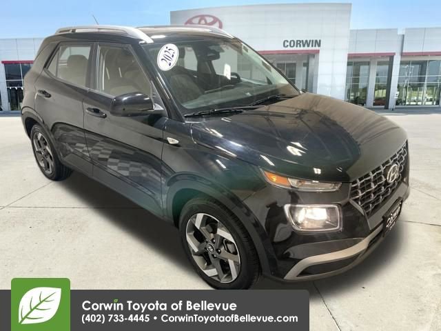Used 2025 Hyundai Venue SEL