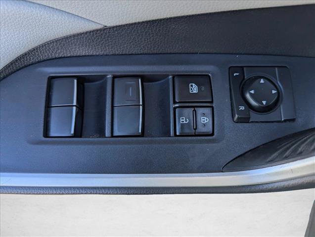 Used 2021 Toyota RAV4 XLE Premium FWD image 10