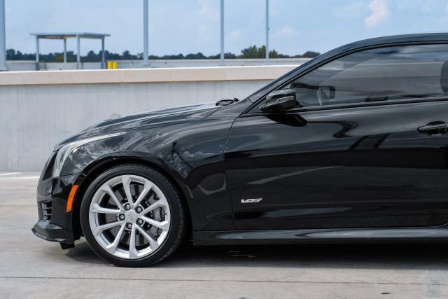 Used 2017 Cadillac ATS V w/ Luxury Package image 16